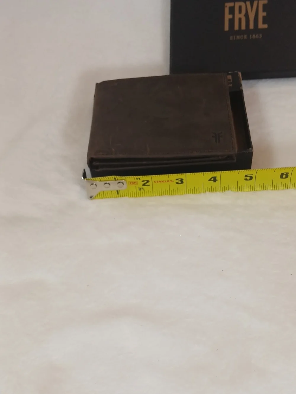 FRYE Men's Brown Leather Billfold Wallet NWT